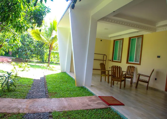 Sigiriya Water CottageVilla